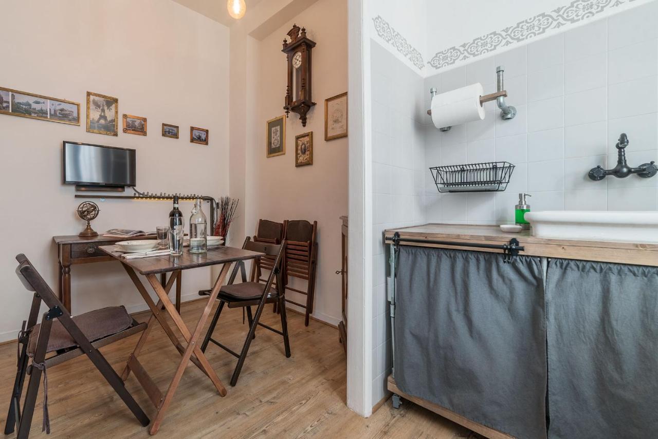 شقة San Paolo Steampunk Flat روما المظهر الخارجي الصورة
